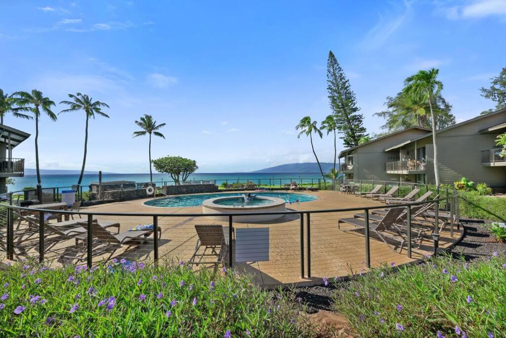 Coral Cove-Poolside Condo And Panoramic Ocean View カハナ エクステリア 写真